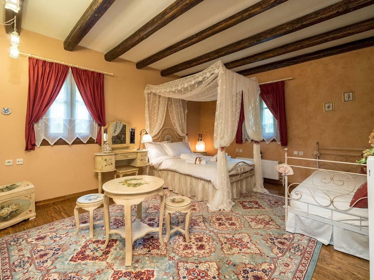 Villa Mylonas Ano Polidhrosos Bagian luar foto