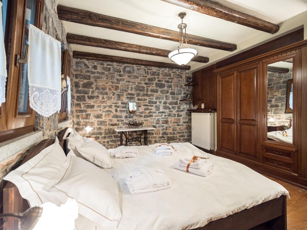 Villa Mylonas Ano Polidhrosos Bagian luar foto